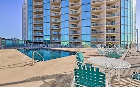 Sunny Beachfront Biloxi Condo With Resort Amenities!